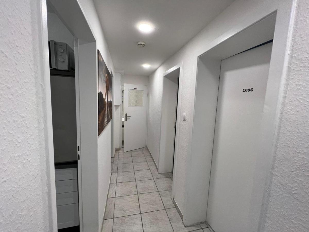 Апартаменты Schoenes Einfaches Zimmer In Oldenburg 109 Экстерьер фото