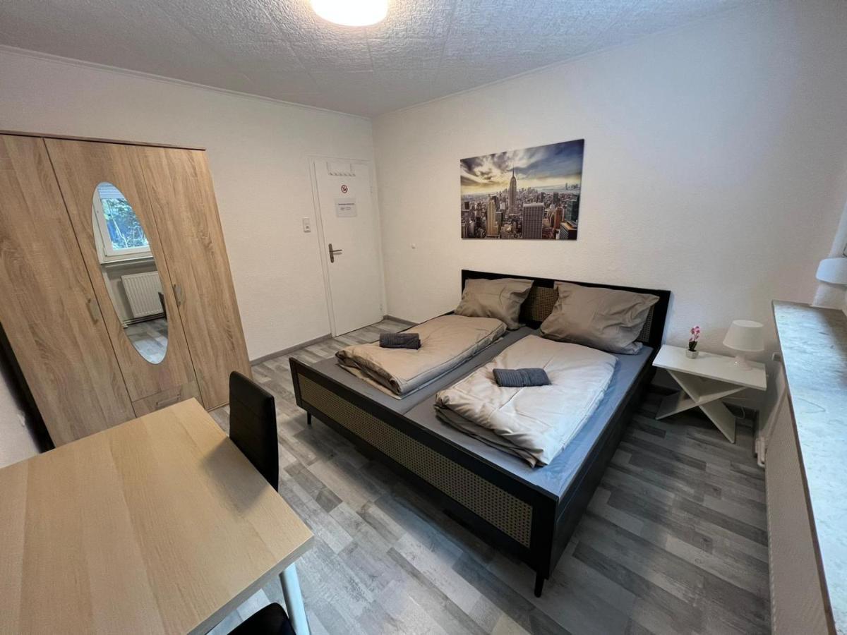 Апартаменты Schoenes Einfaches Zimmer In Oldenburg 109 Экстерьер фото